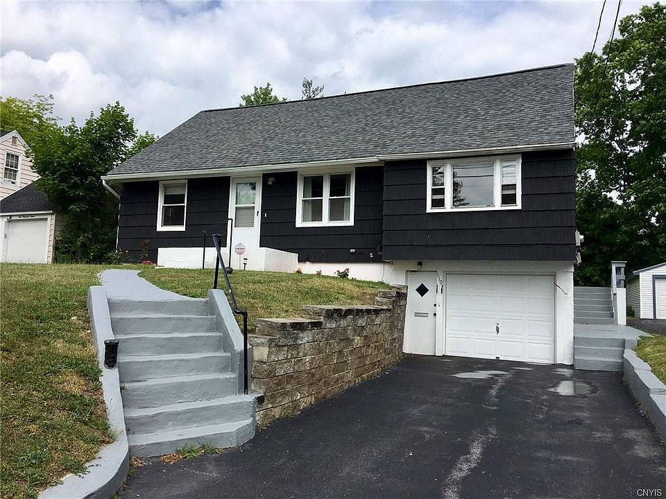 1st image of 110 Stanley Dr