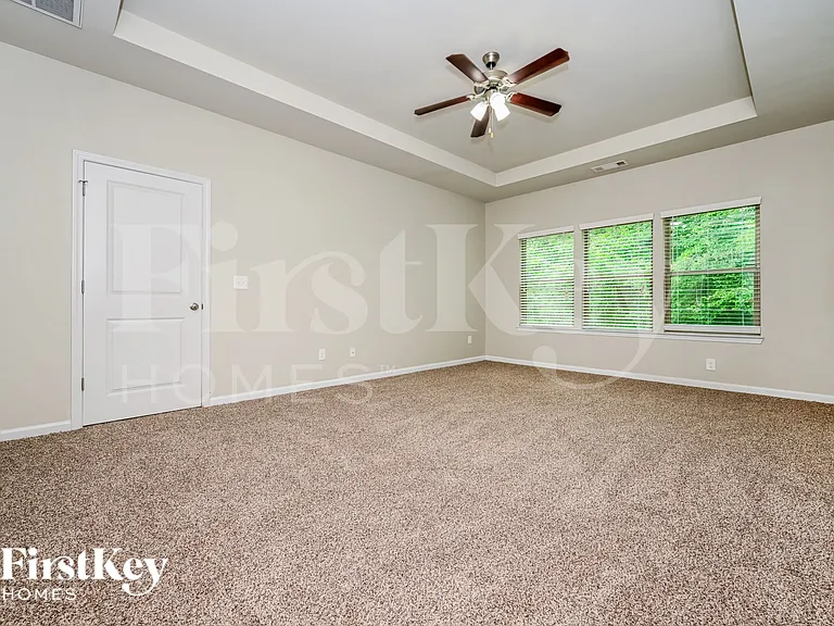 360 Madison Grace Ave — Photo 6