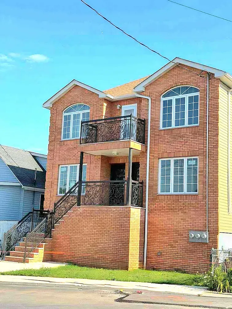 2 bed, 1.5 bath, $2,380 — Photo 1