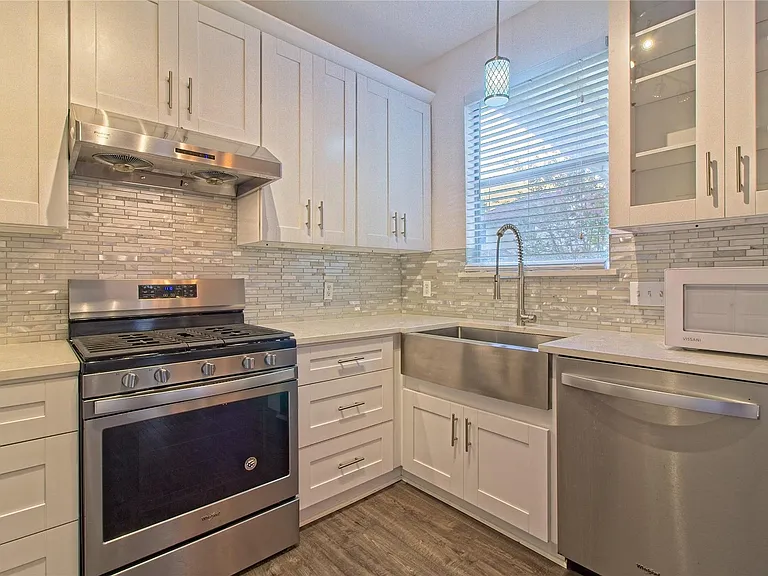13421 Tossa Ln — Photo 7