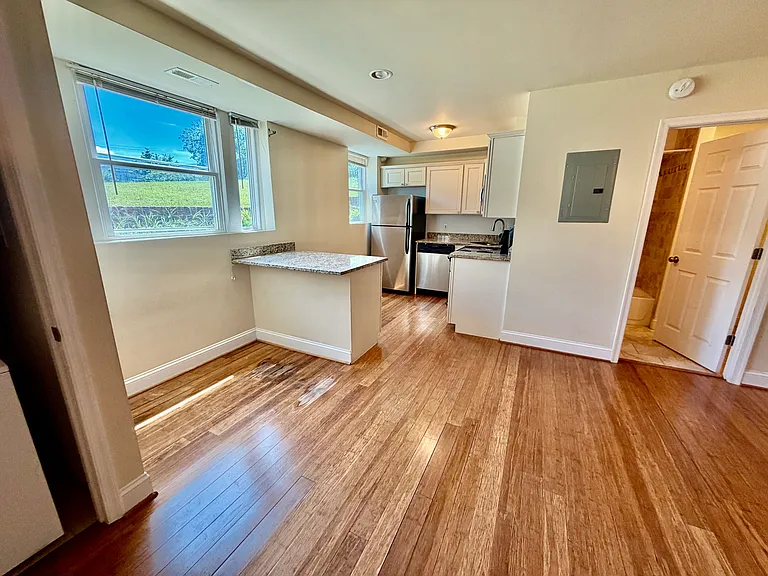 6024 8th St NW #2 — Photo 3