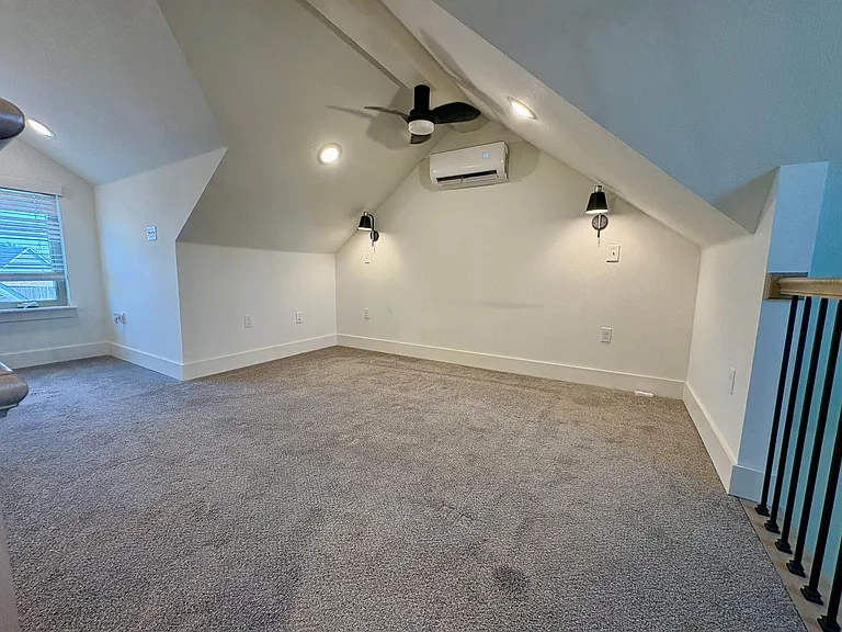3846 W Somerville Ln — Photo 7