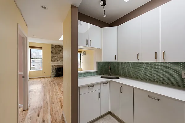 Rented by Manhattan Spaces | media 20