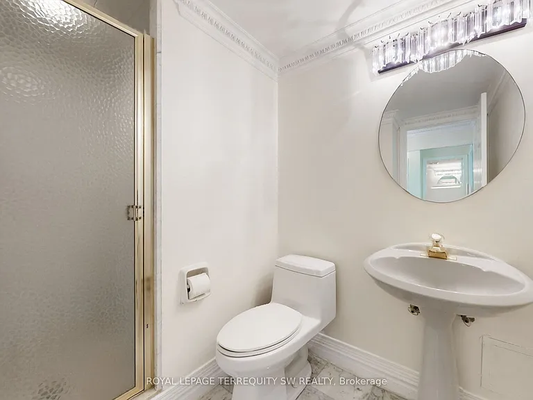 71 Simcoe St #2001 — Photo 29