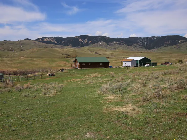 35 Sioux Rd, Banner, WY 82832