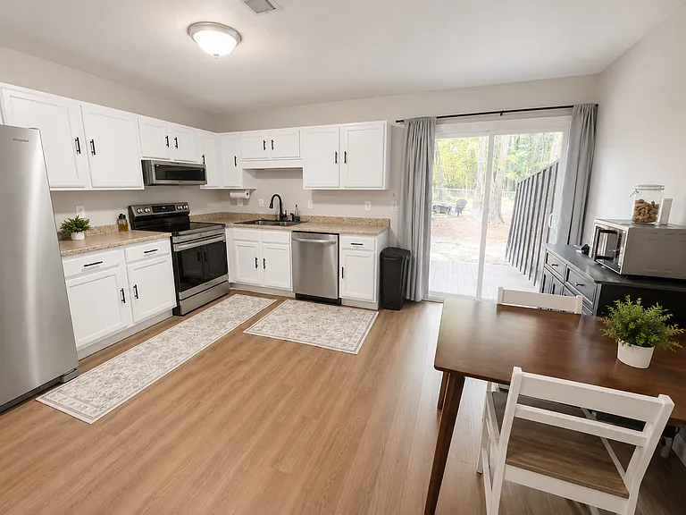 5846 Aftonshire Dr — Photo 7