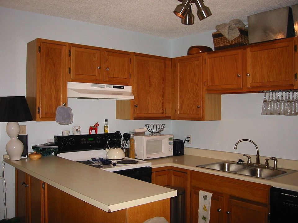 2nd image of 1824 17th St APT 201N