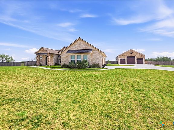 3rd image of 500 Sendera Loop