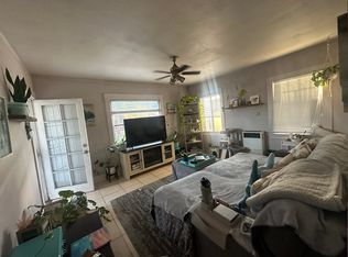 1621 E Broadway, Long Beach, CA 90802