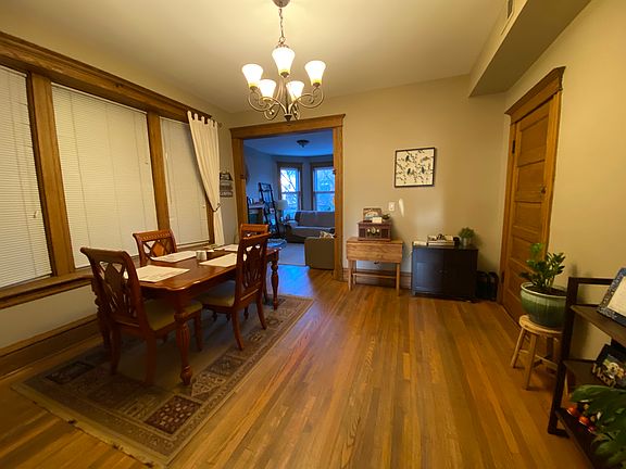 5th image of 1539 N Leavitt St #2
