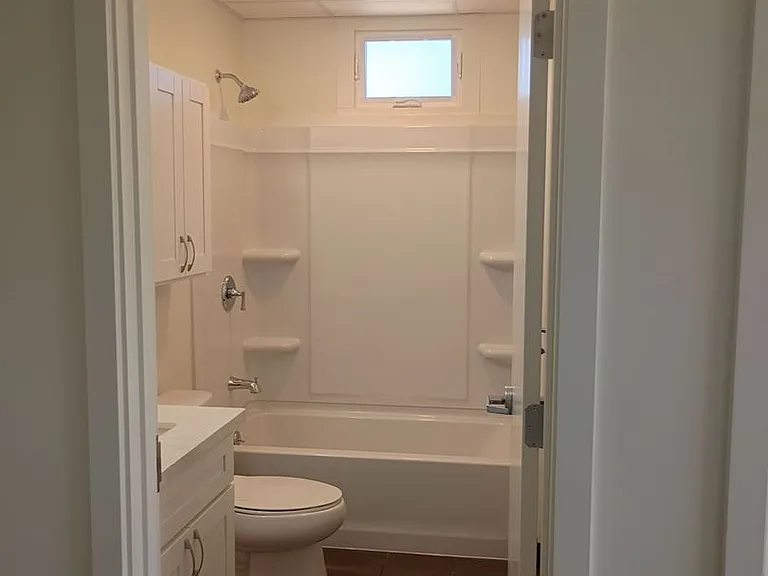 1751 Algaroba St — Photo 2