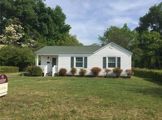 406 Rocky Knoll Rd, Greensboro, NC 27406