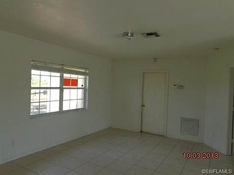 4th image of 3030 Everglades Blvd N