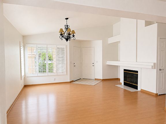 2nd image of 753 Cardona Ave