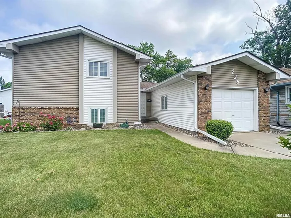 825 22nd Ave, East Moline, IL 61244