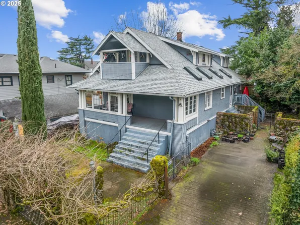 511 8th St, Oregon City, OR 97045