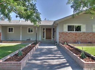 1104 Wellington Dr, Modesto, CA 95350