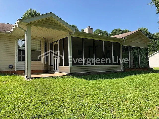 7064 Stoneridge Dr — Photo 18