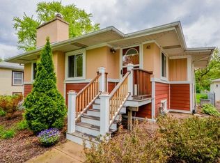 41 N Yale Ave, Villa Park, IL
