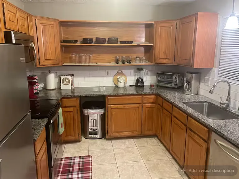 5711 Toddington Rd — Photo 15