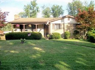 414 Duncan Station Rd, McKeesport, PA 15135