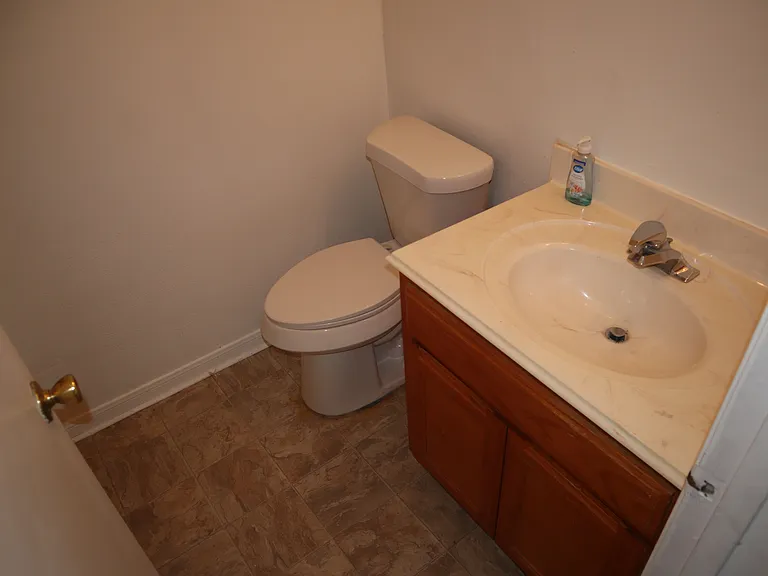 5726 Swift Creek Dr — Photo 24