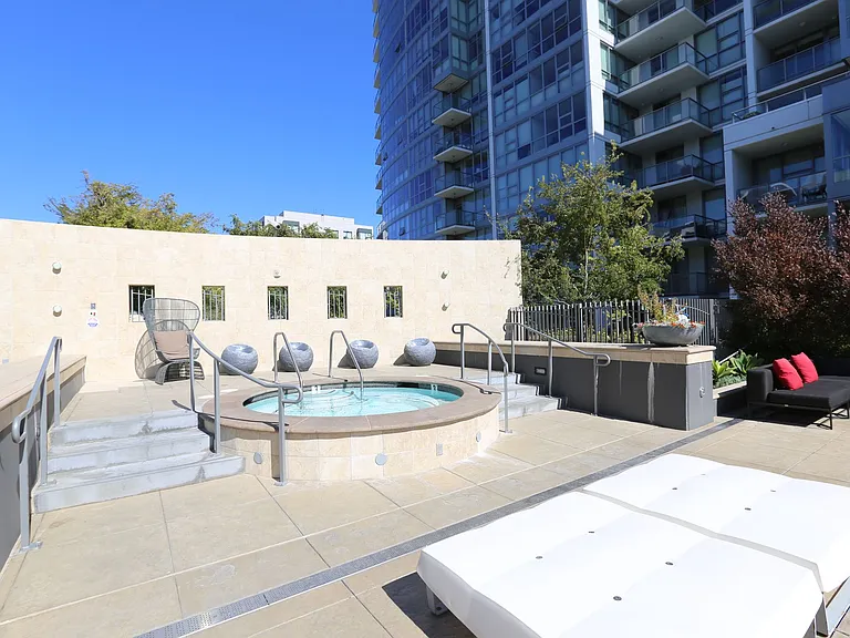 480 Mission Bay Blvd N #518 — Photo 23