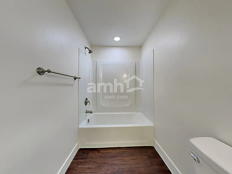 1742 E Shadow Dr — Photo 16
