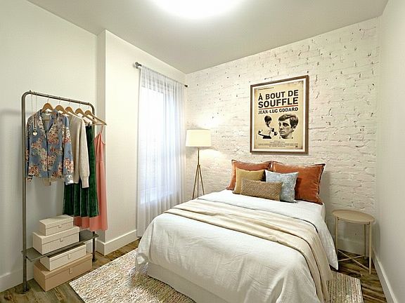 3rd image of 167 Irving Ave APT 2
