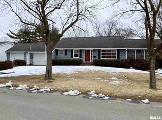 110 N Morgan St, Meredosia, IL 62665