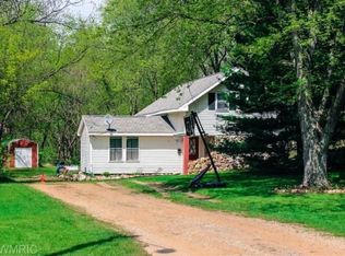 111 Sheldon St, Dowagiac, MI 49047