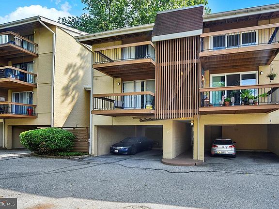 2nd image of 7 Cross Keys Rd APT E