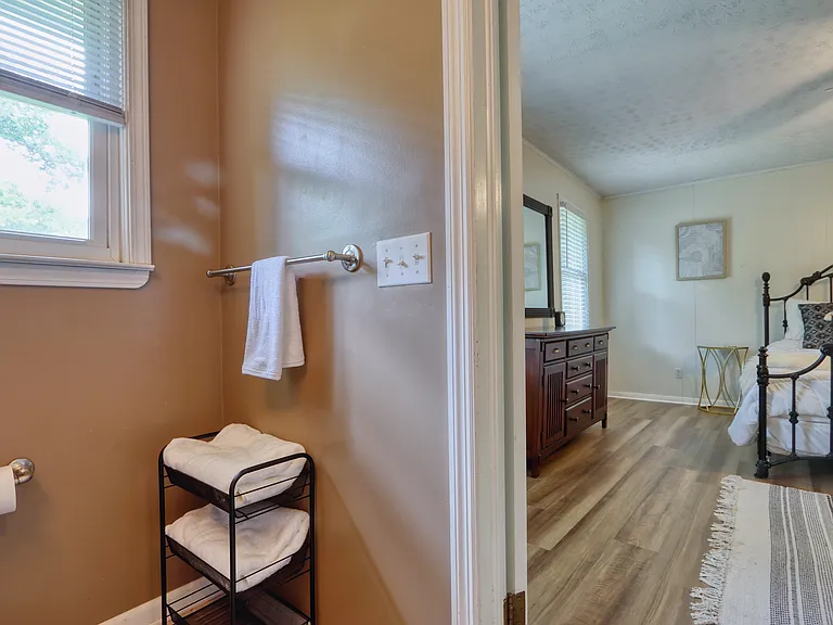 933 Gabriel Rd — Photo 19