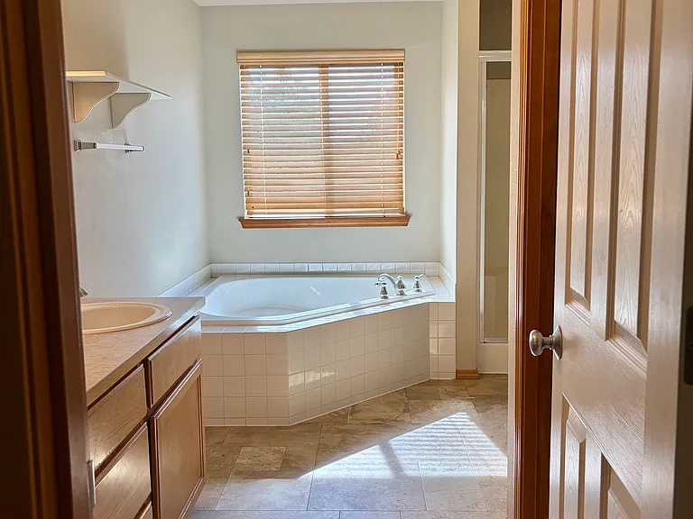 14707 SE 189th Pl — Photo 17