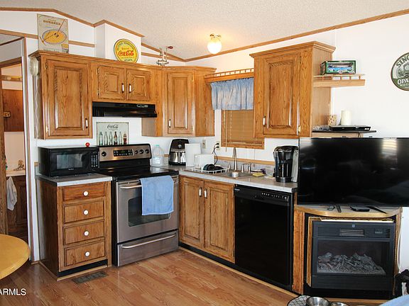 2nd image of 521 E Ocotillo Drive