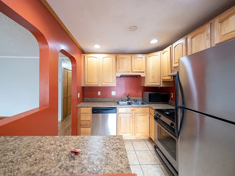 2708 Terraceview Ct N — Photo 6