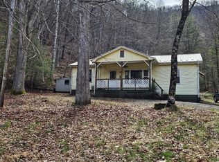 32014 Poor Valley Rd, Saltville, VA 24370