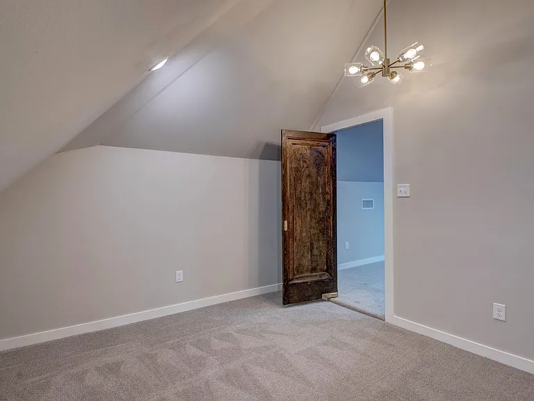 1420 Commerce St — Photo 17