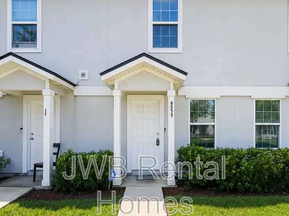 8511 McGirts Village Ln, Jacksonville, FL 32210