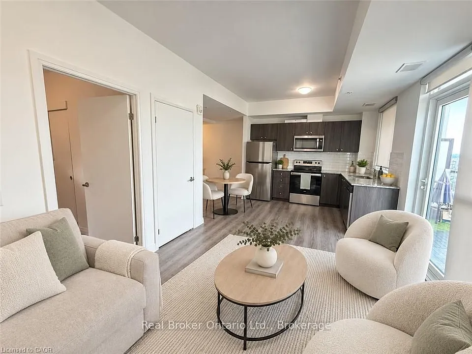 108 Garment St #2011