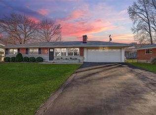 141 Romine Cir, Ballwin, MO