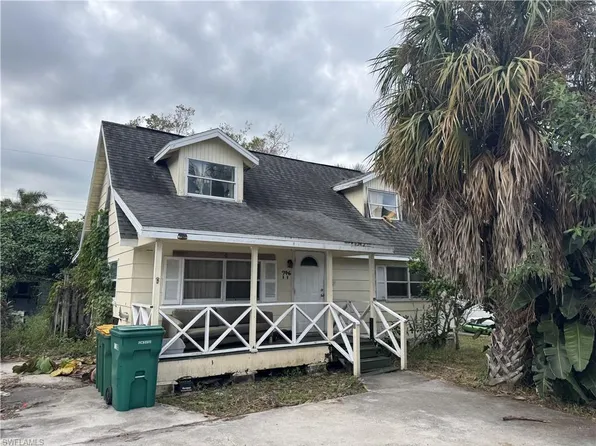 746 107th AVE N, NAPLES, FL 34108
