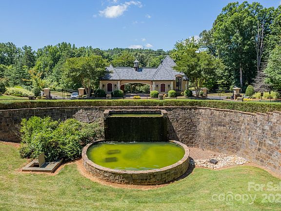 4th image of 3004 Ashwood Park Dr