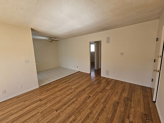 5th image of 743 N Sycamore Ave #7