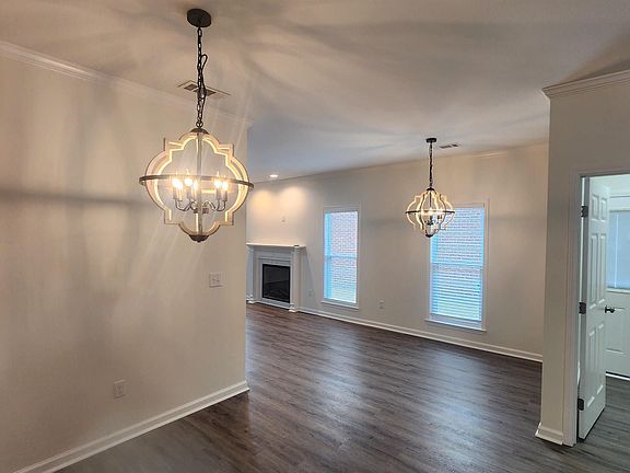 5th image of 6943 Sandfield Dr