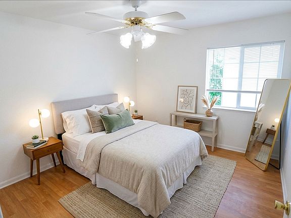 3rd image of 1611 La Esplanada Place Newer #2B