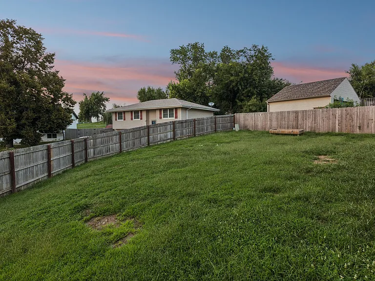 21208 Palomino Rd — Photo 28