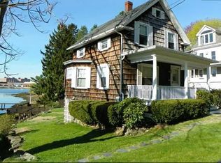 118 Whipple Rd, Kittery, ME 03904
