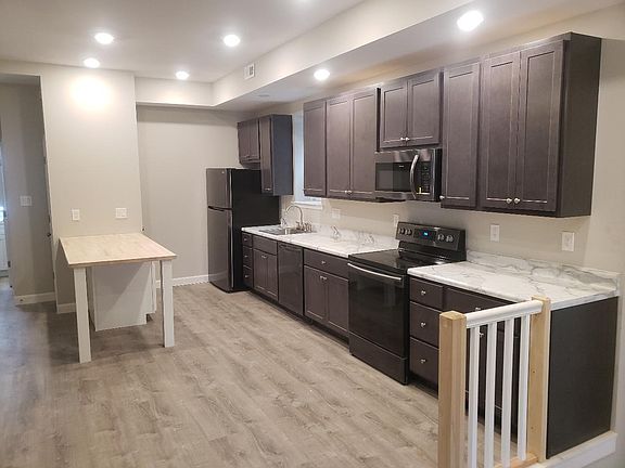 2nd image of 3648-2 Russell Blvd