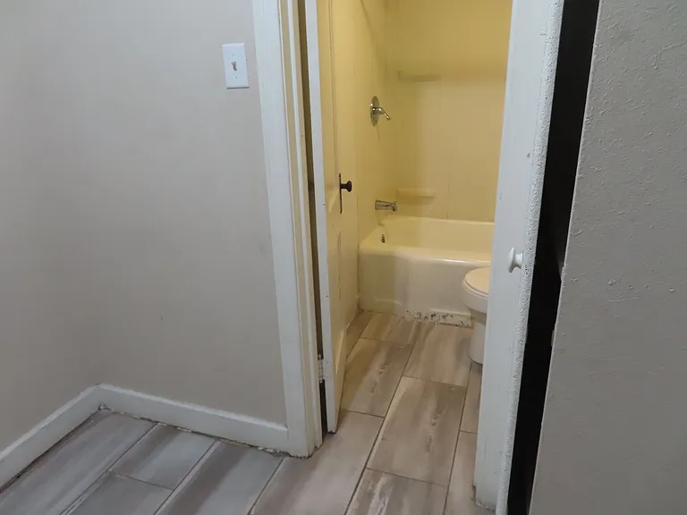 922 Fulton St — Photo 12